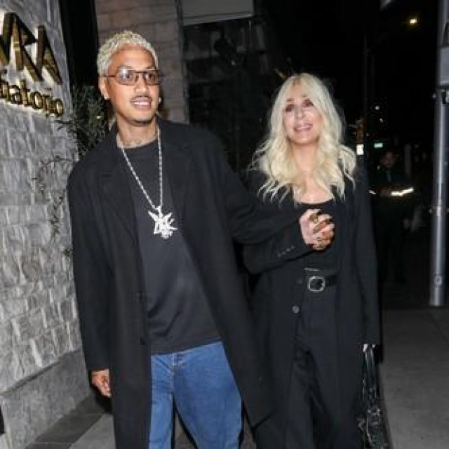 Cher i Alexander Edwards