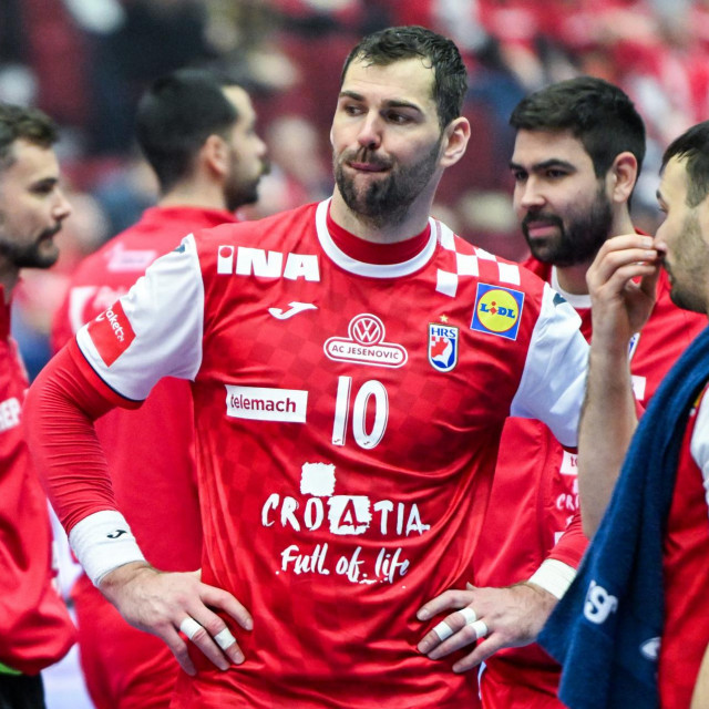 Jakov Gojun, Luka Cindrić i suigrači
