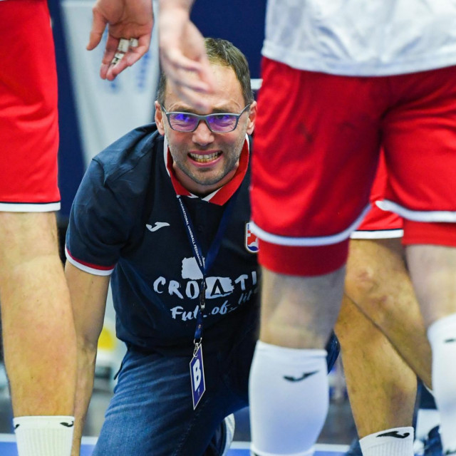 Hrvoje Horvat broji zadnje dane na izborničkoj klupi