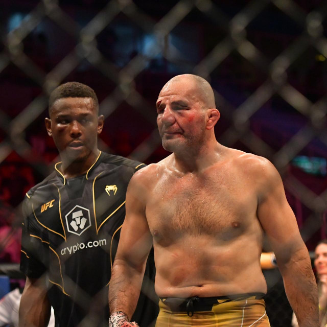 Glover Teixeira i Jamahal Hill