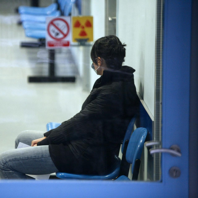 Među pristiglim prijavama kliničke gripe, stopa incidencije je uobičajeno najveća u djece predškolske i školske dobi, a najniža u osoba u dobi od 65 godina i više