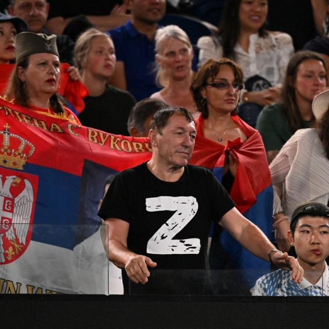 Đokovićev navijač sa zloglasnim simbolom ‘Z‘