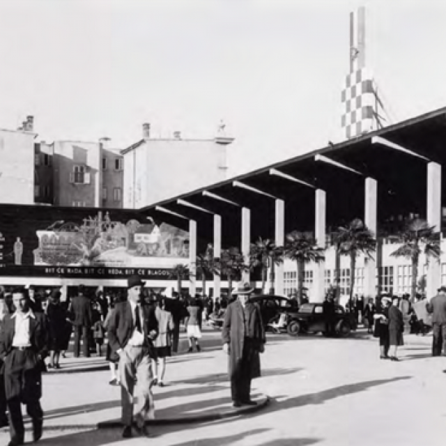 Palme ispred ulaza Studentskog zbora M. Haberlea i H. Bauera u današnjoj Savskoj cesti 25