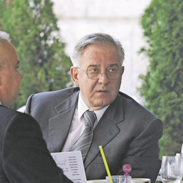 Ivu Sanadera, tada najmoćnijeg čovjeka u zemlji, nazvao sam samo jednom