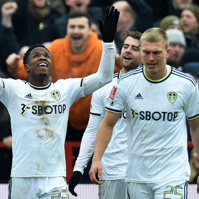 Sinisterra (Leeds) slavi treći gol