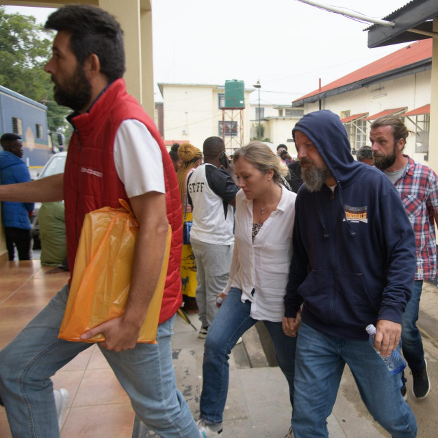 Uhićeni hrvatski posvojitelji u Zambiji