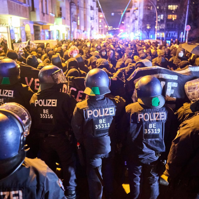 Protesti radikalno lijevih aktivista radi vađenja ugljena u selu Lützerach