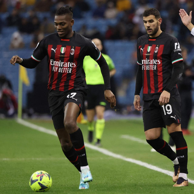 Rafael Leao (lijevo)