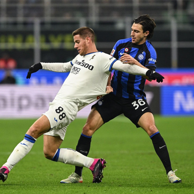 Matteo Darmian i Mario Pašalić