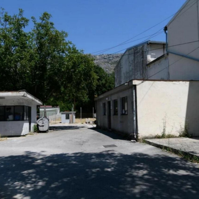 Privremeni azil za napuštene životinje u Knežici