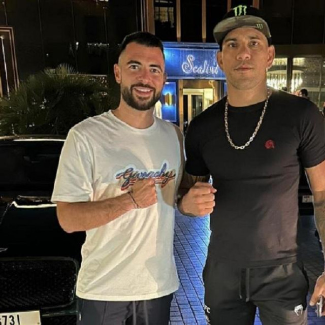 Jordi Amat i i UFC prvak Alex Pereira