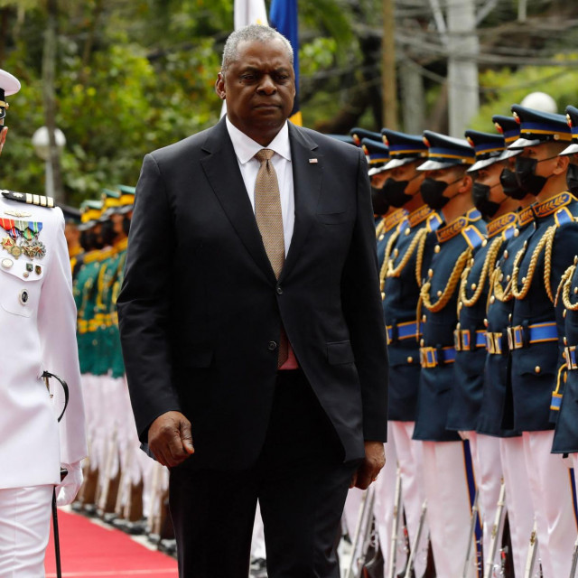Lloyd Austin na Filipinima
