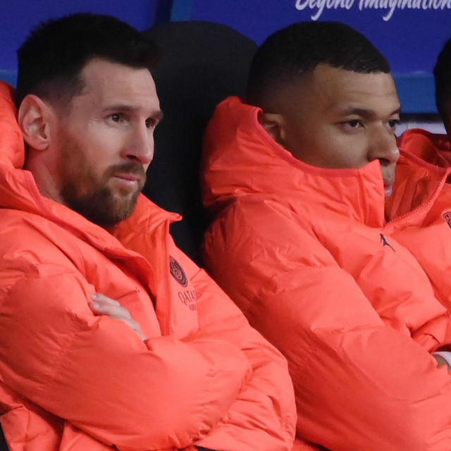 Lionel Messi i Kylian Mbappé na klupi PSG-a