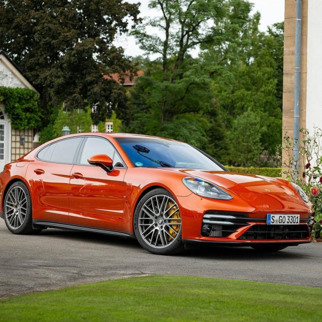 Porsche Panamera (ilustracija)