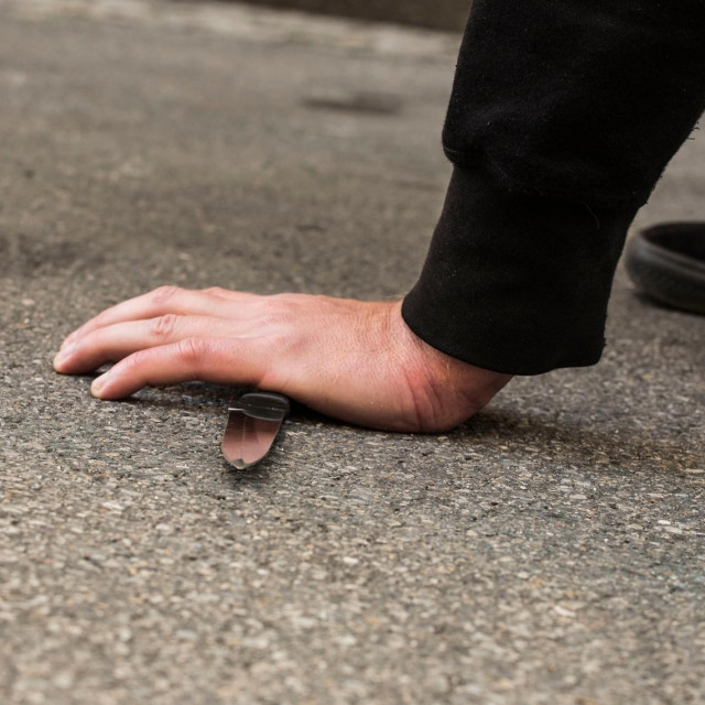 Napadač s nožem, Ilustrativna fotografija