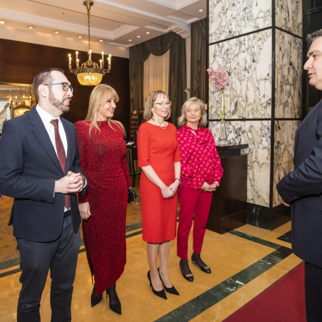 Tomislav Tomašević, Zoran Milanović