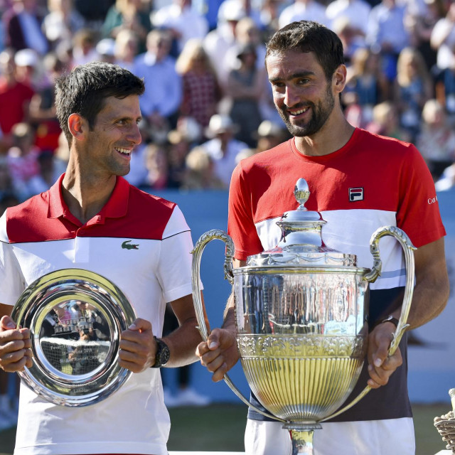Đoković i Čilić nakon finala Queen‘sa 2018., u kojem je slavio hrvatski tenisač