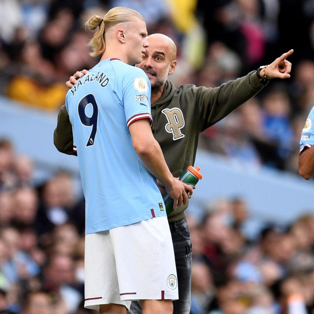 Erling Haaland i Pep Guardiola
