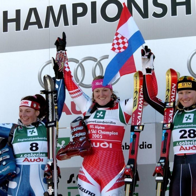Renate Gotschl, Janica Kostelić i Elena Fanchini u Bormiju 2005.