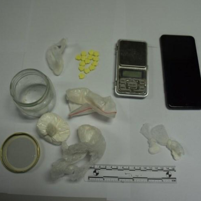 Pronađena droga na Trešnjevci