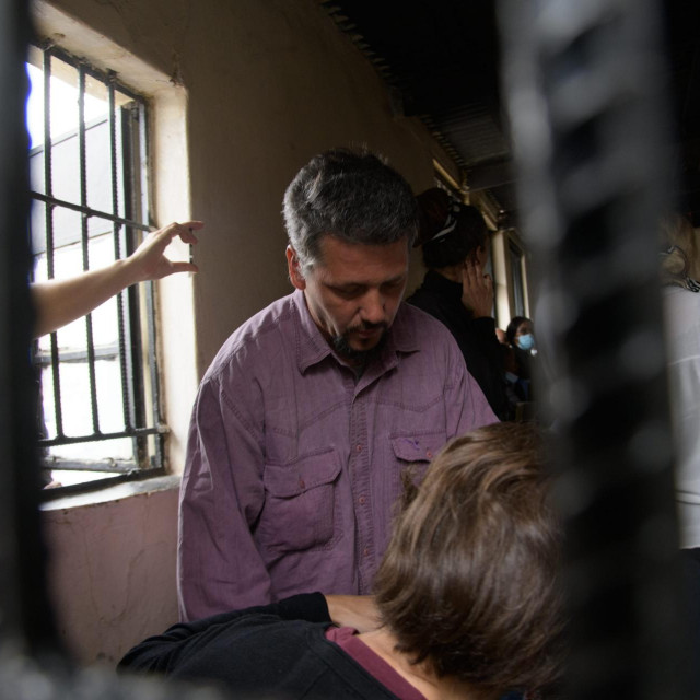 Četiri para iz Hrvatske uhićena su početkom prosinca u zračnoj luci u Ndoli, trećem najvećem zambijskom gradu, zbog sumnje na trgovinu ljudima