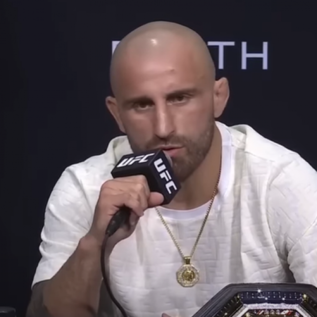 Alexander Volkanovski