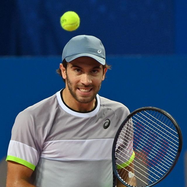 Borna Ćorić