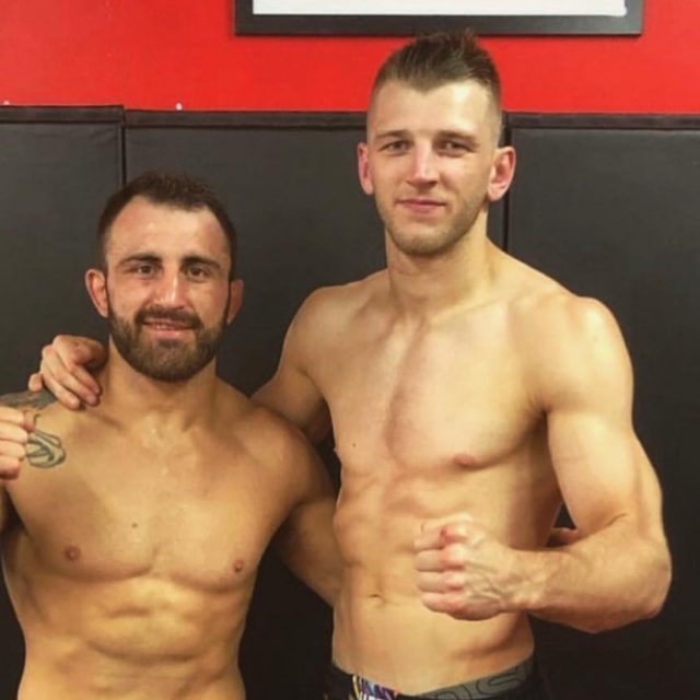 Alexander Volkanovski i Dan Hooker