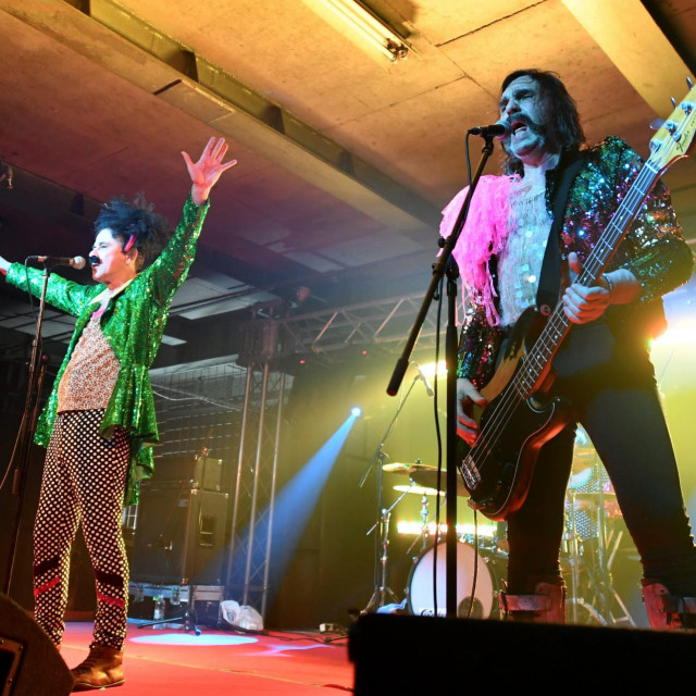 Koncert grupe Let 3 na Karnevalskoj Dori