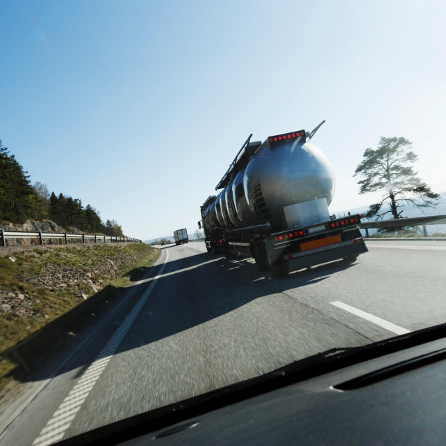 Ilustracija: cisterna