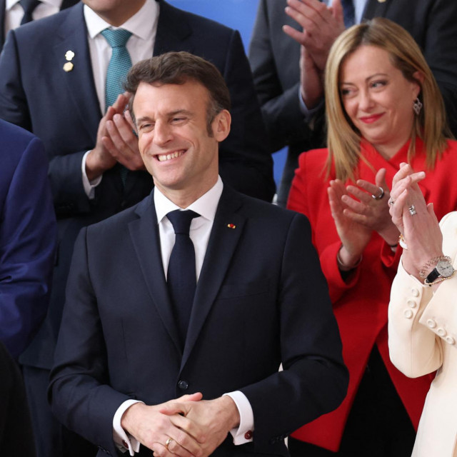 Giorgia Meloni i Emmanuel Macron