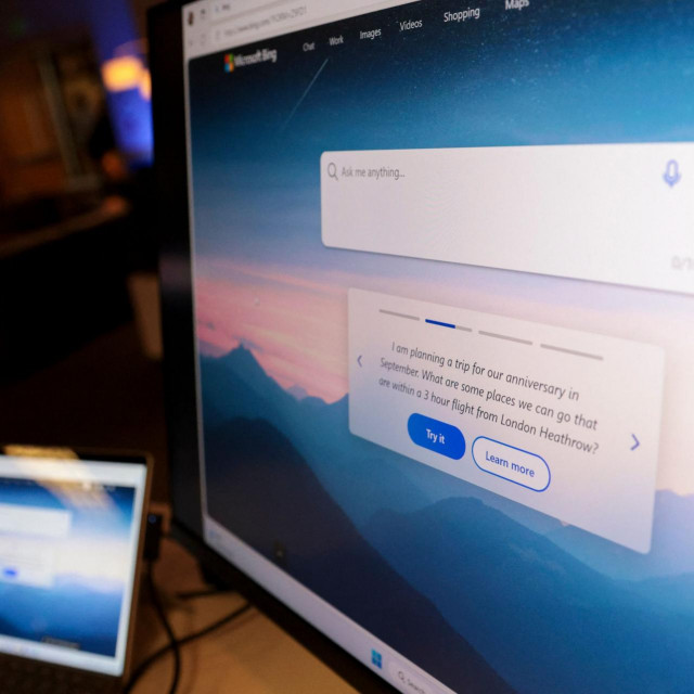 Microsoft Bing, Ilustrativna fotografija