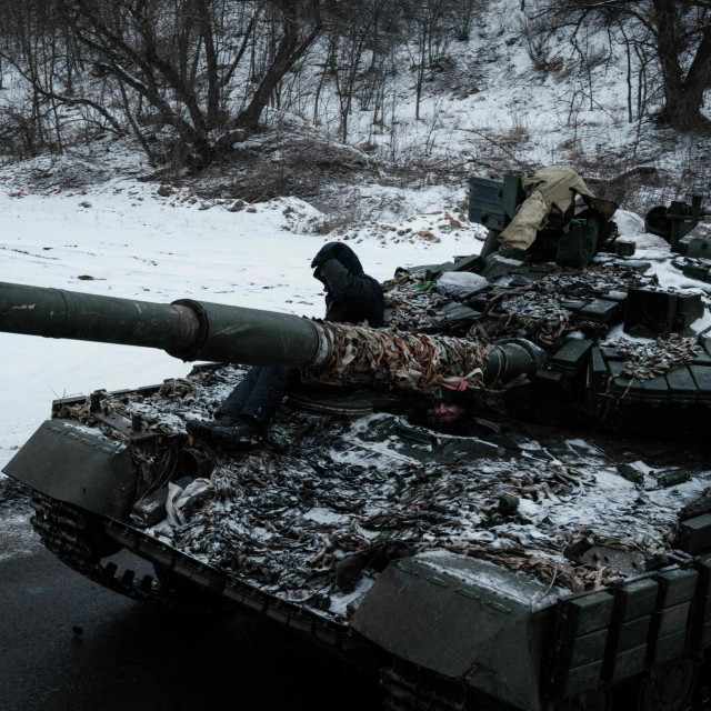 Iako drži da je ruska invazija koja je počela prije godinu dana propala, Macron ističe da se s uma ne smije smetnuti činjenica da će Rusija uvijek biti u Europi