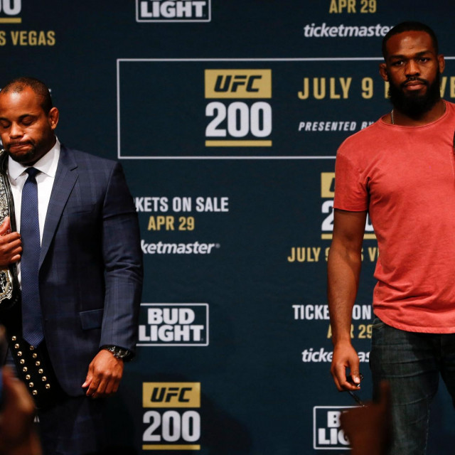 Daniel Cormier i Jon Jones 