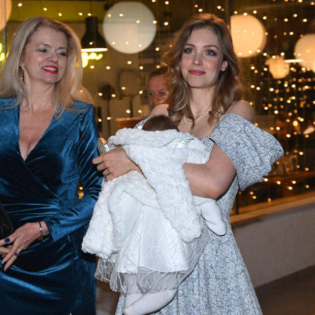 Vjekoslava Huljić, Hana Huljić i kći Alba