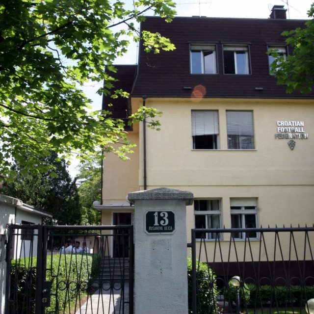 Kuća u Rusanovoj ulici i danas je još u vlasništvu Hrvatskog nogometnog saveza, koji se možda ondje i vrati iz hotela Hilton