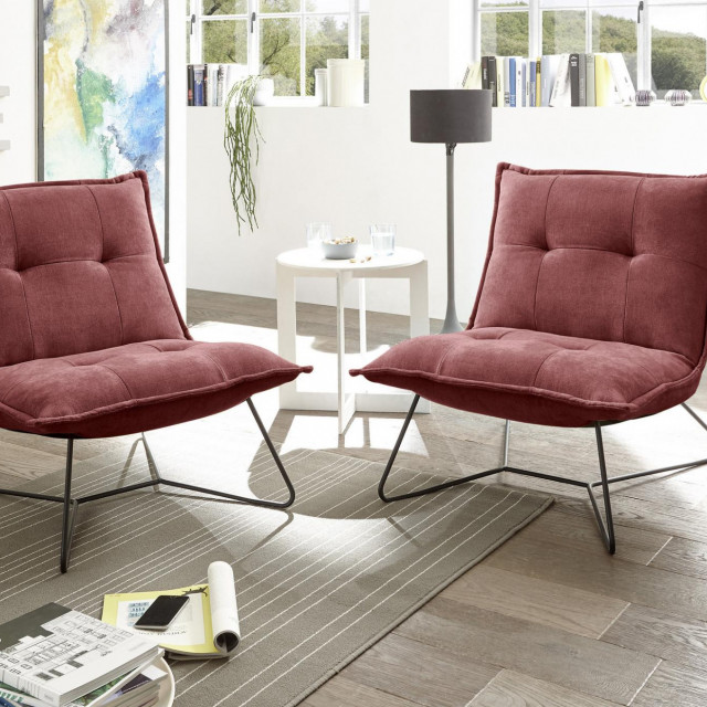 Lesnina fotelja 239€