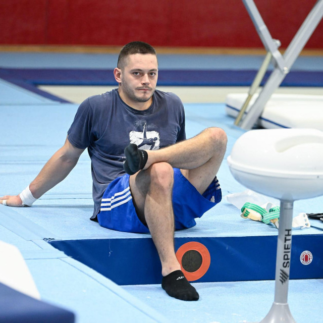 Tin Srbić