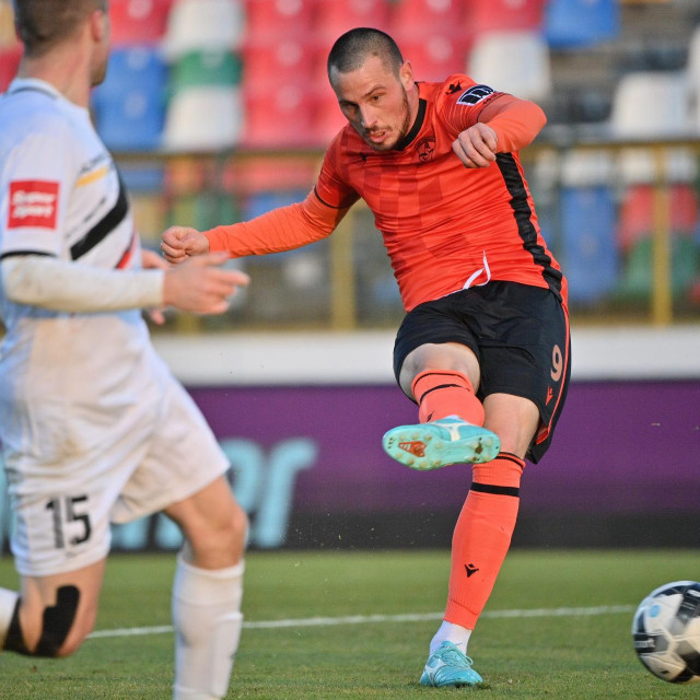Dejan Radonjić (desno)