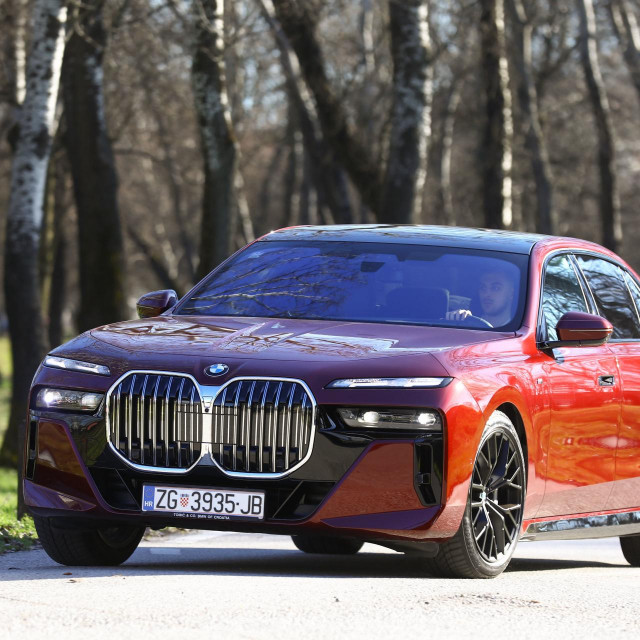BMW 740d