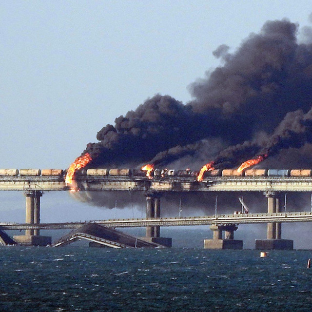 Kerčki most, poveznica između Krima i Rusije, sabotiran je početkom listopada 2022. godine