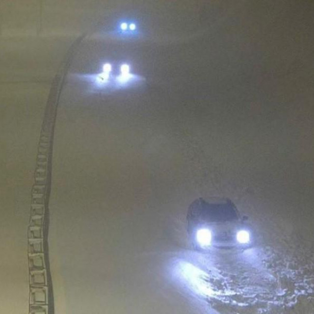 Vozači ušli na zatvoreni dio autoceste i ostali zaglavljeni