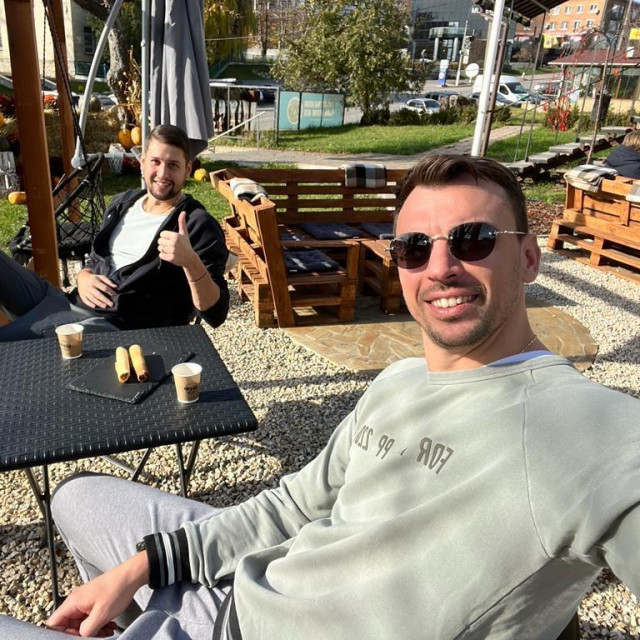 U ovom gradu nije bilo nikakvih problema - Raič na kavi u ukrajinskom Gorodoku sa suigračem, Bugarinom Nikolom Penčevim