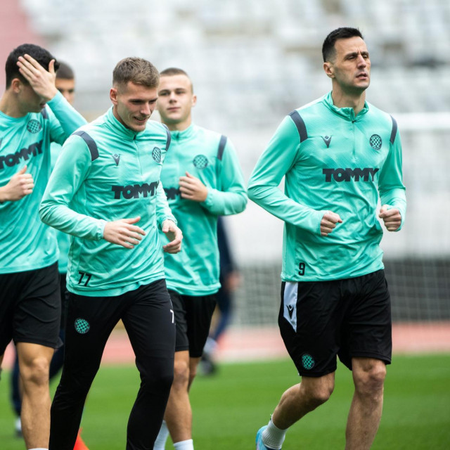 Nikola Kalinić sa suigračima