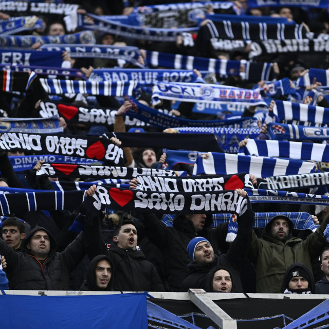 Navijačko mnoštvo Dinama