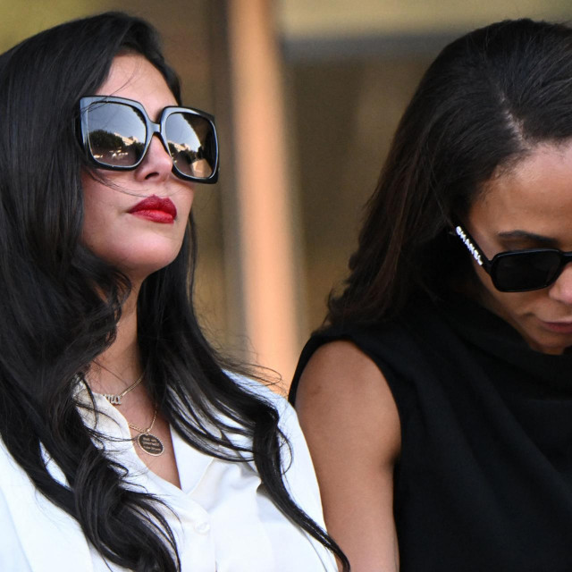 Vanessa Bryant i Sydney Leroux

 

 