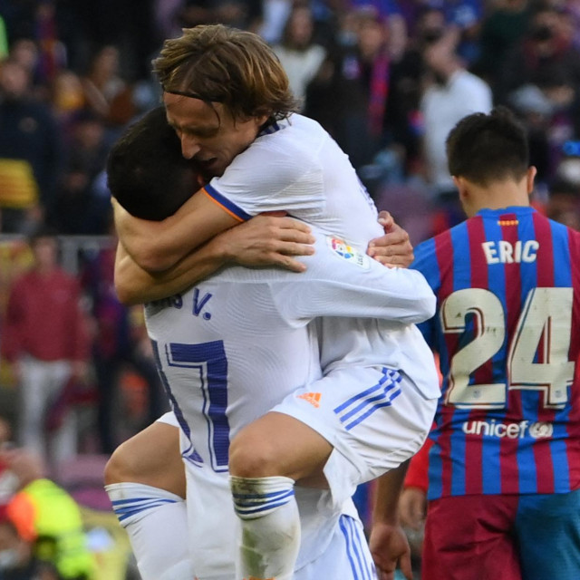 Luka Modrić mogao bi startati od prve minute