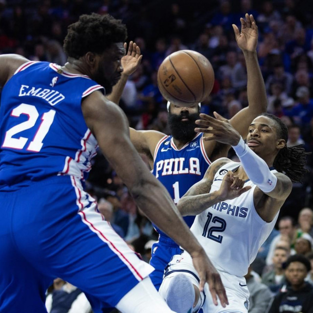 Ja Morant protiv Philadelphije