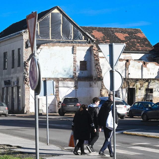 Još uvijek vidljive posljedice razornog potresa u Banovini prije dvije godine