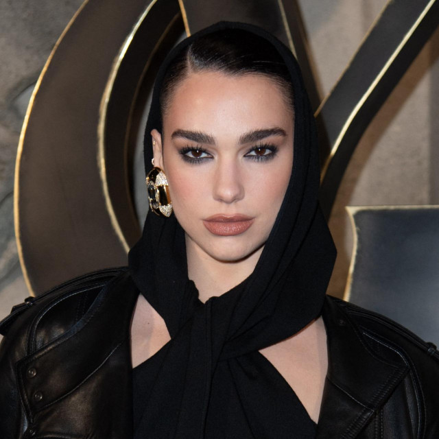 Dua Lipa na modnoj reviji Saint Laurent